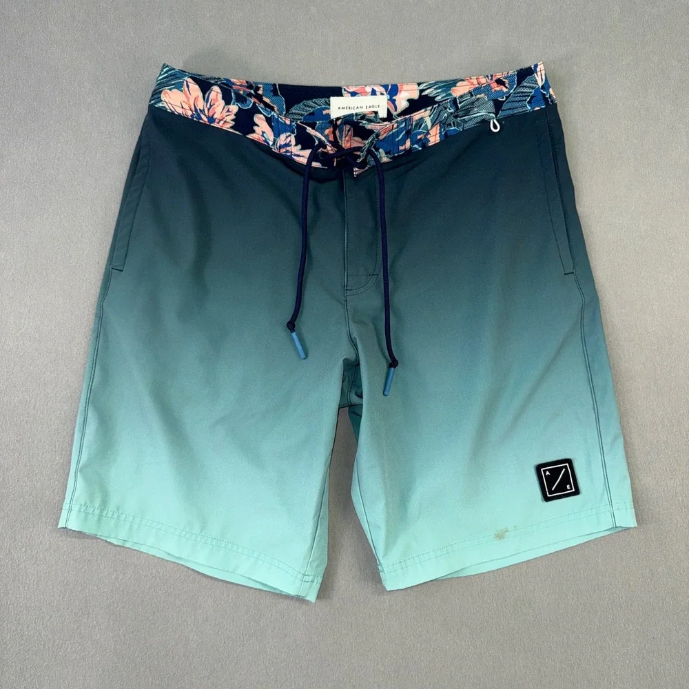 American Eagle Mens Medium Ombre Board Shorts Teal Navy Floral Swim Trunks